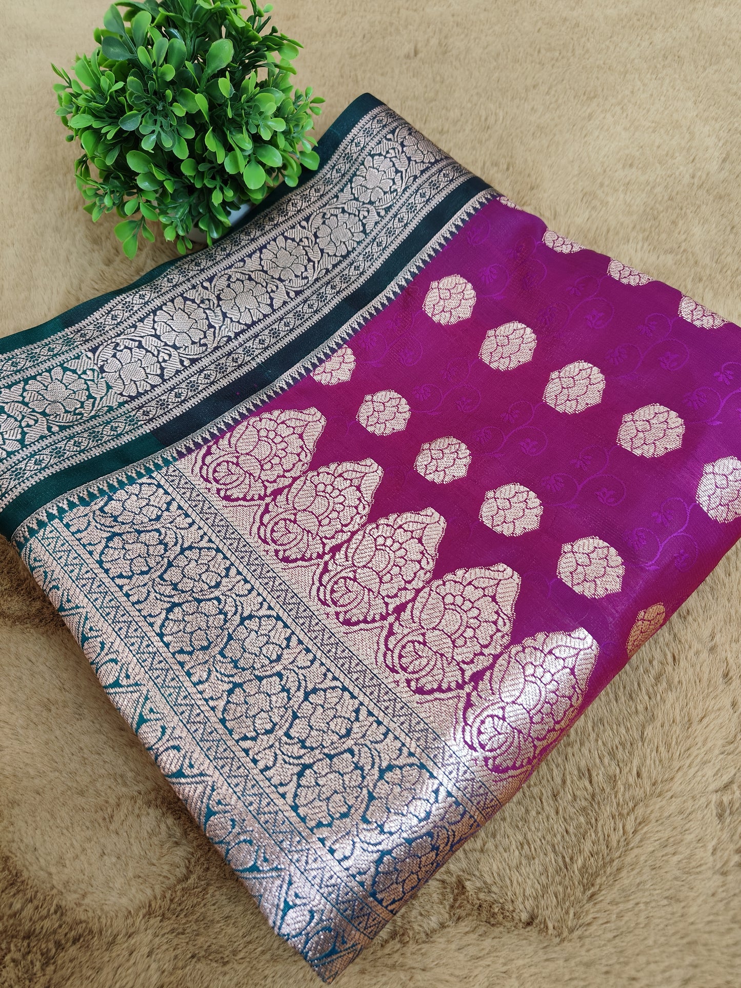 Mastani-Dark Magenta Colour Katan Silk Almond Zari Banarasi Saree