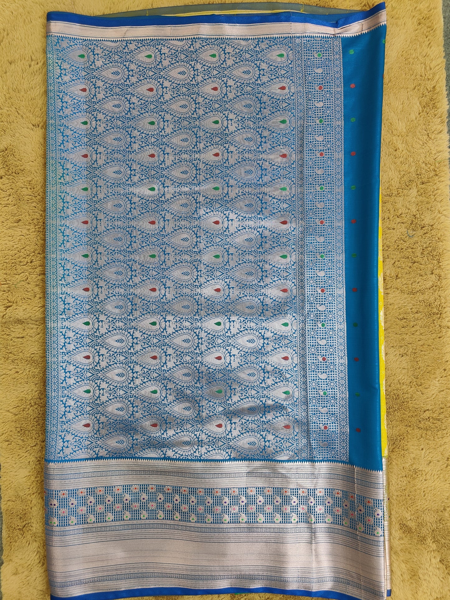 Kalanjali Meena-Yellow Colour Chiniya Silk Banarasi Saree Pallu
