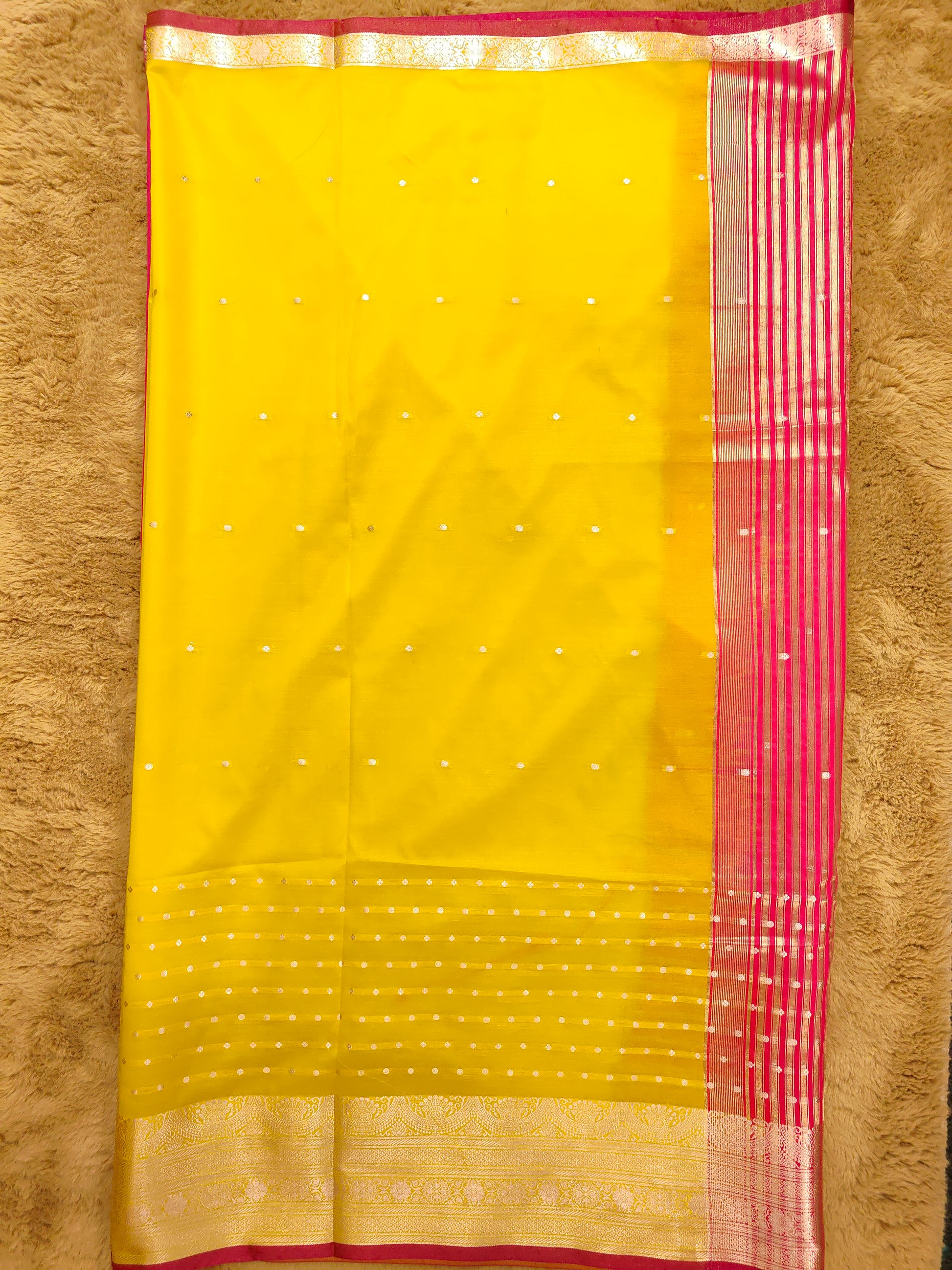 Naman Booti-Yellow Colour Soft Silk Banarasi Saree 2