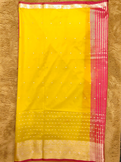 Naman Booti-Yellow Colour Soft Silk Banarasi Saree 2